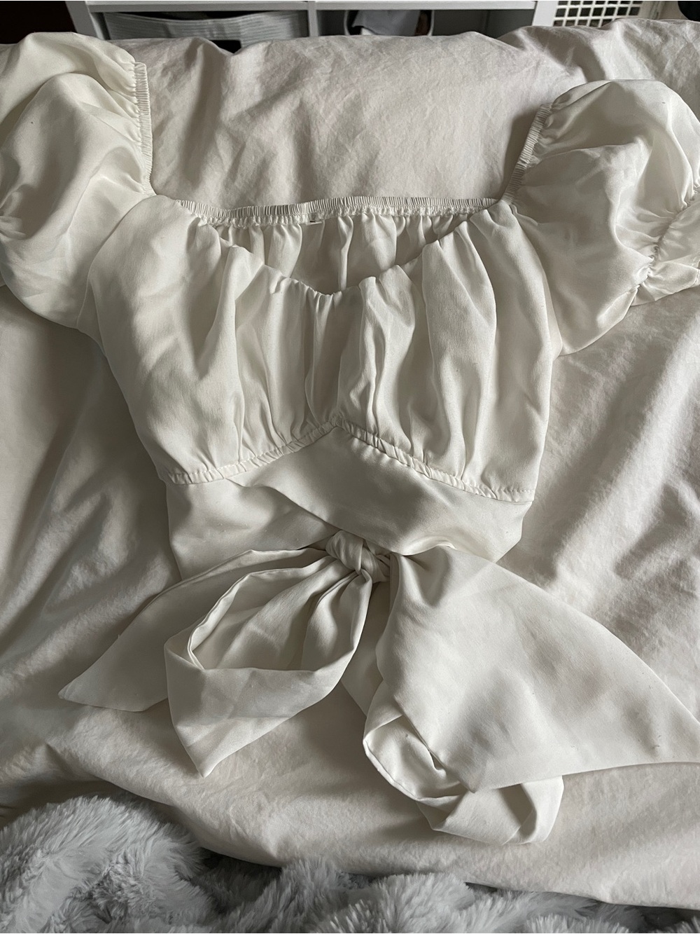 Women's White Tie-Front Puff Sleeve Crop Top